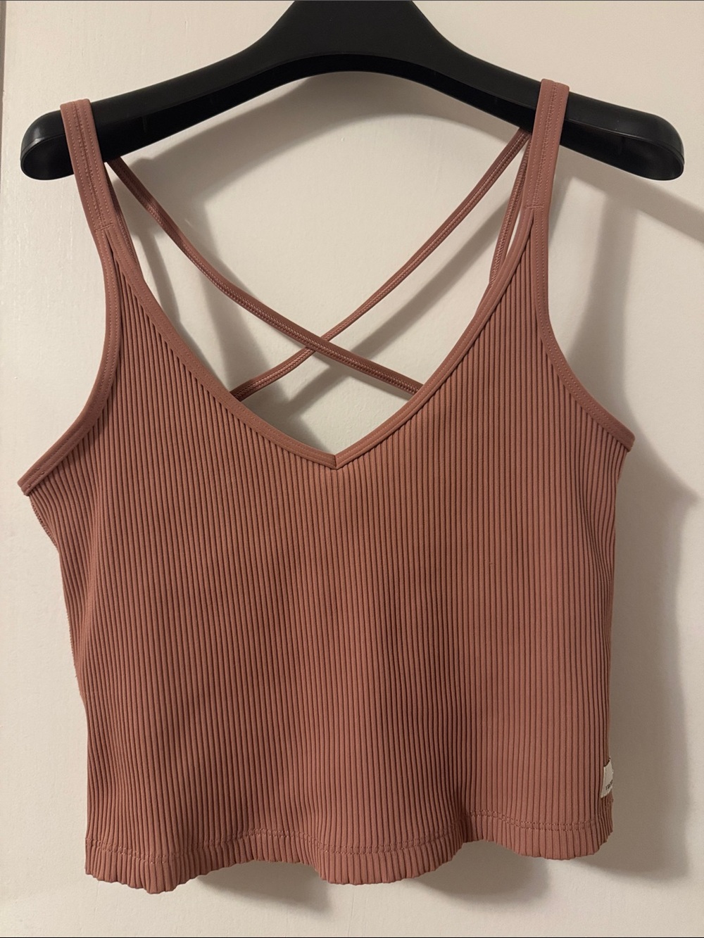 Vuori Ribbed V-Neck Crisscross Tank Top - Size M